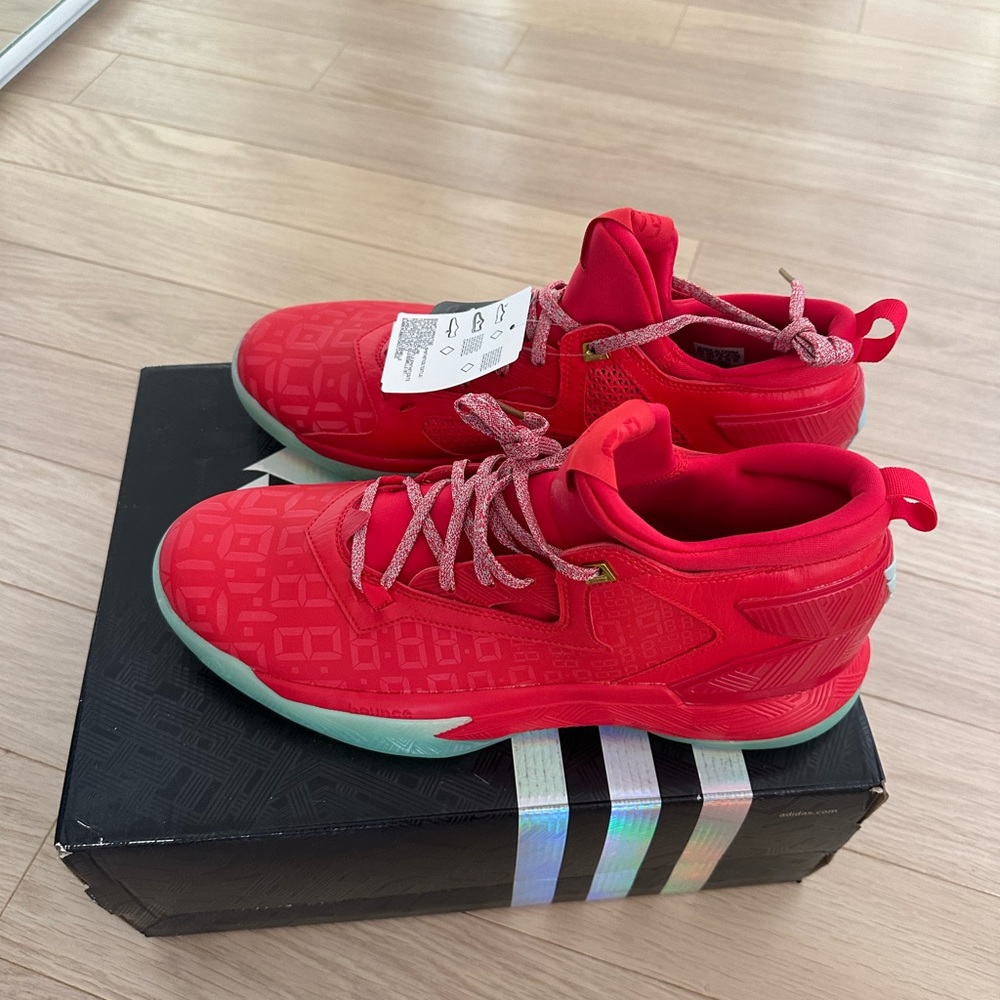 Adidas D Lillard 2 “Dame Time”